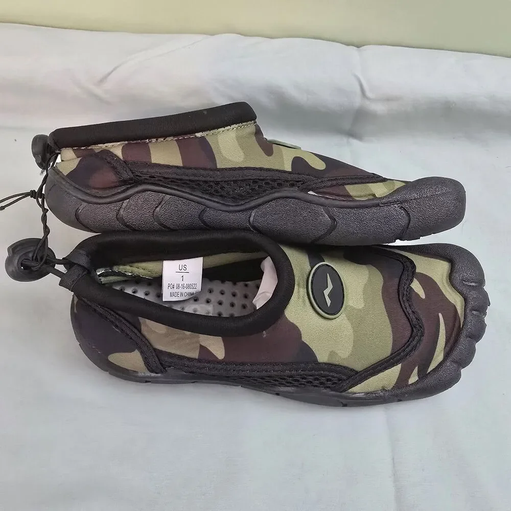 Norty Kids Slip On Camo Green Water Shoes Size 1 New wo Tag Childrens Barefoot